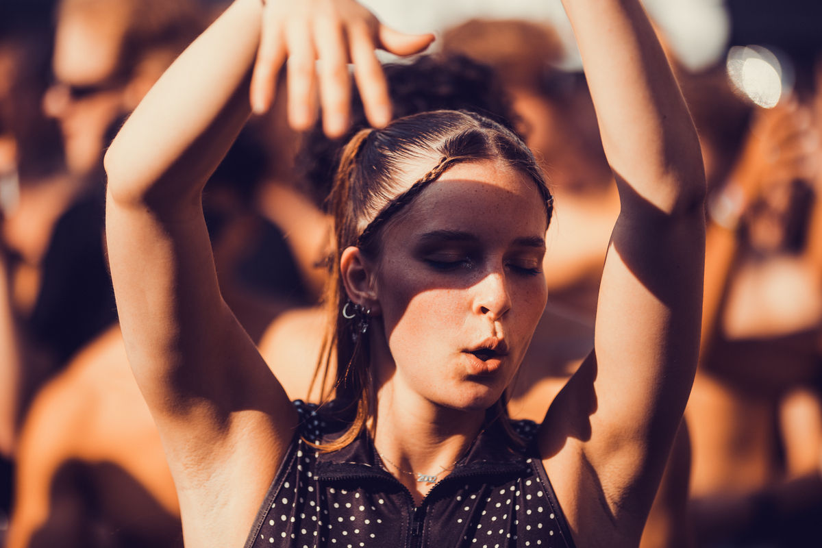 Loading... just a sec